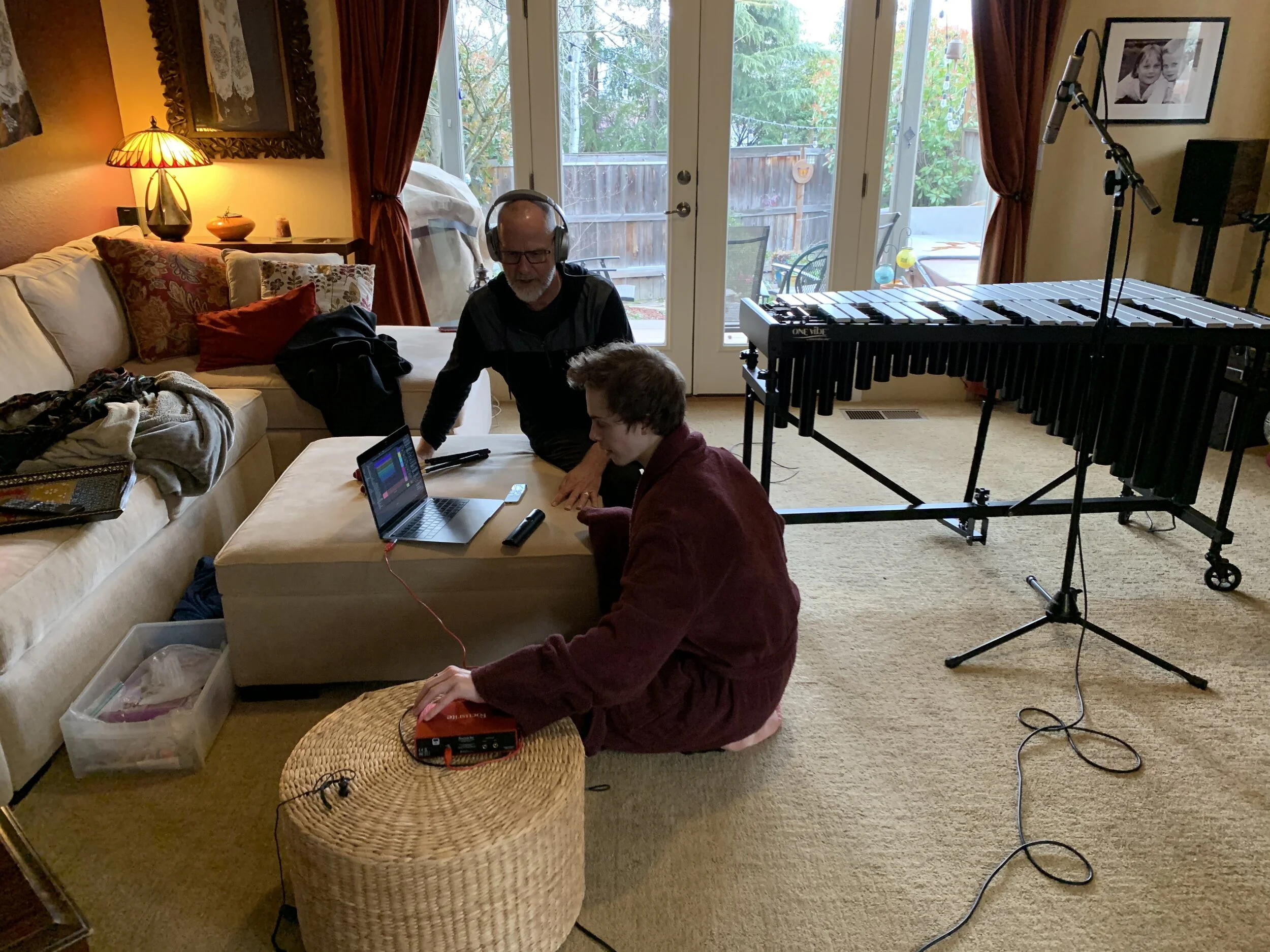 CoronaVibe Etudes: I. Social Distancing