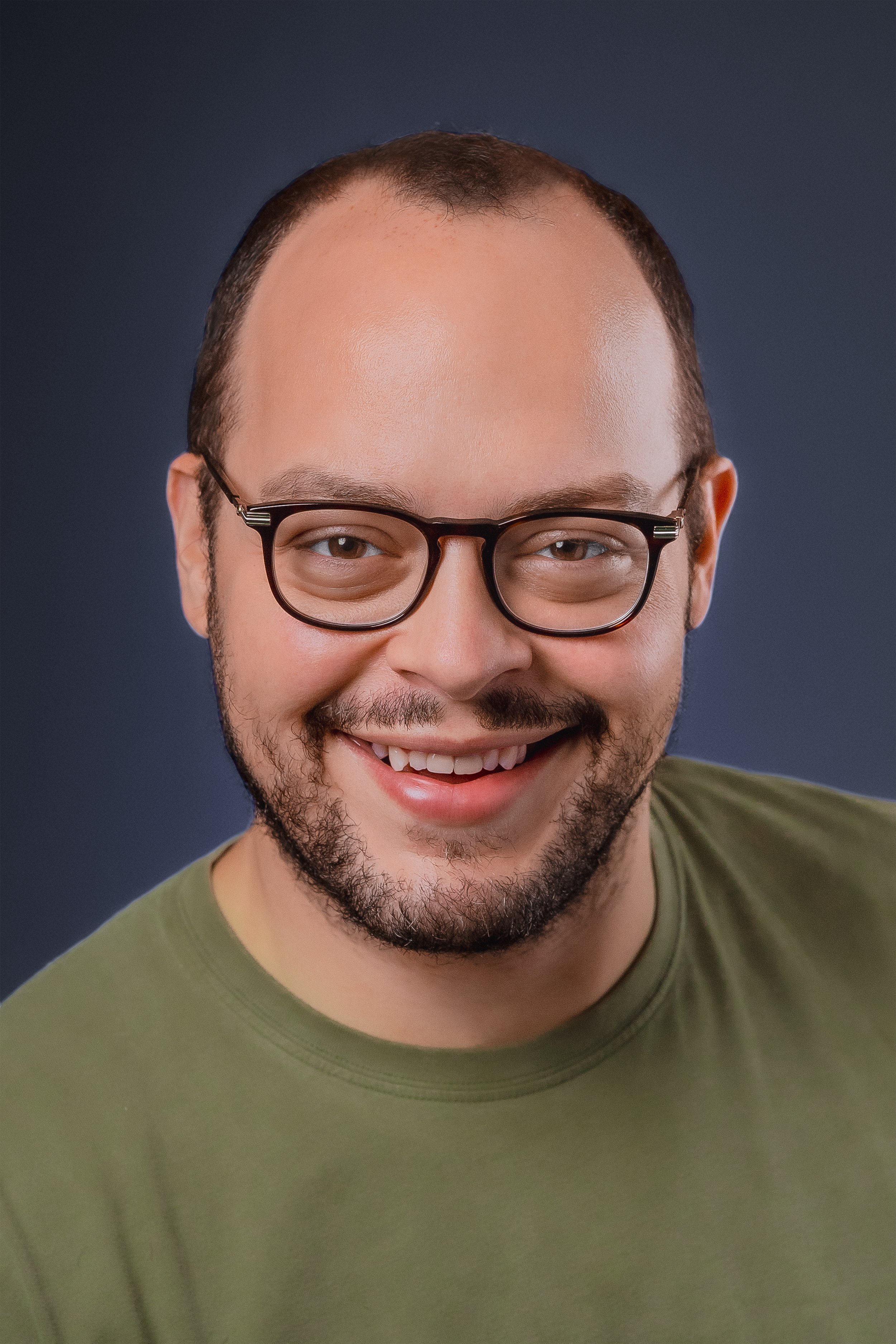 Ryan headshot.jpg