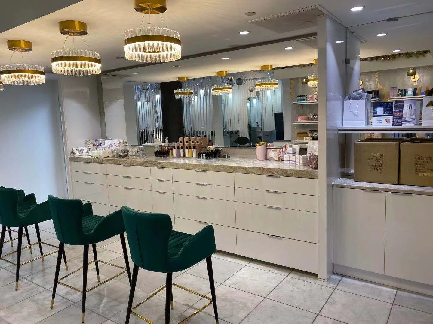 Makeup bar after 5.jpg