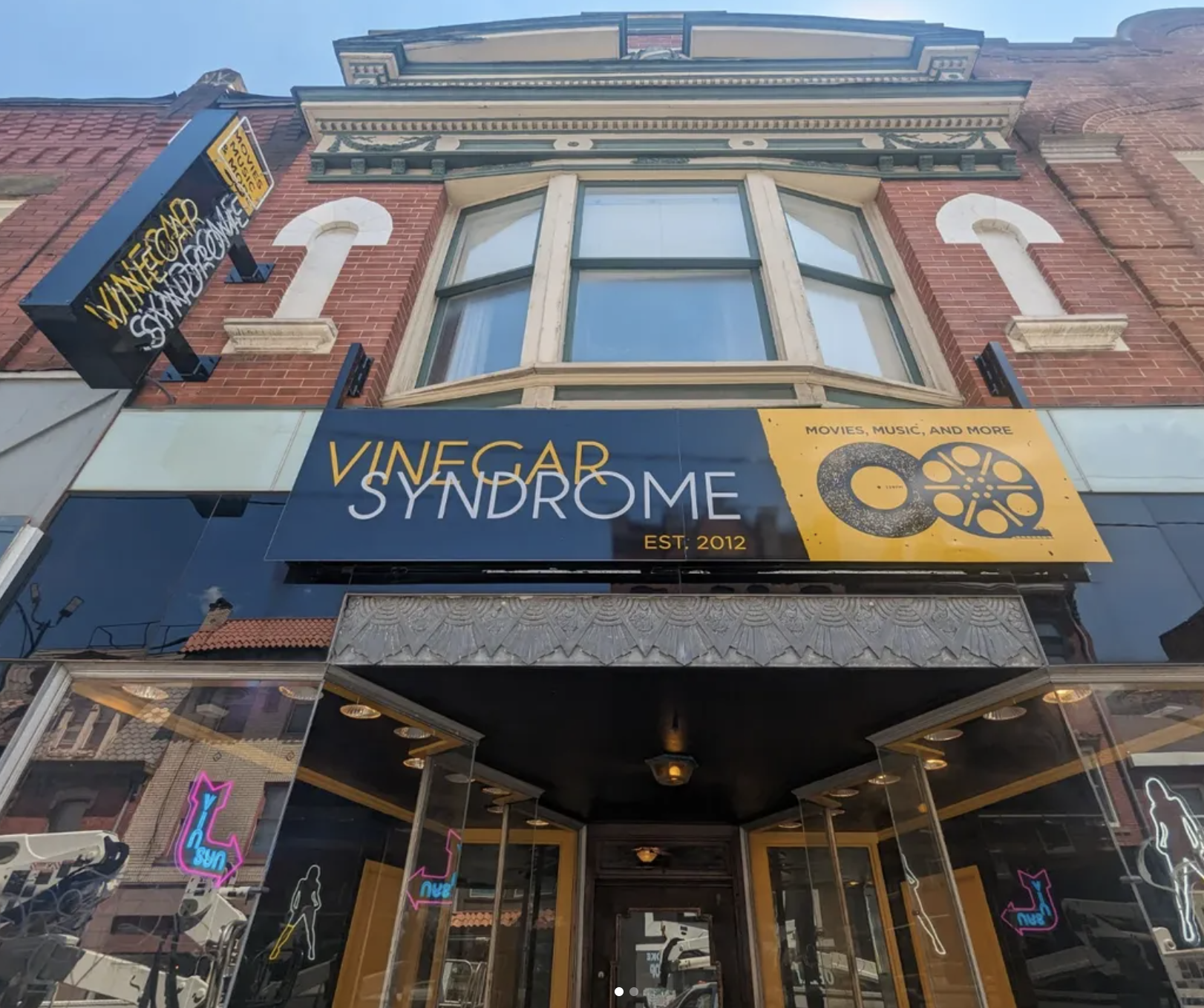 Where It Sleeps: Vinegar Syndrome