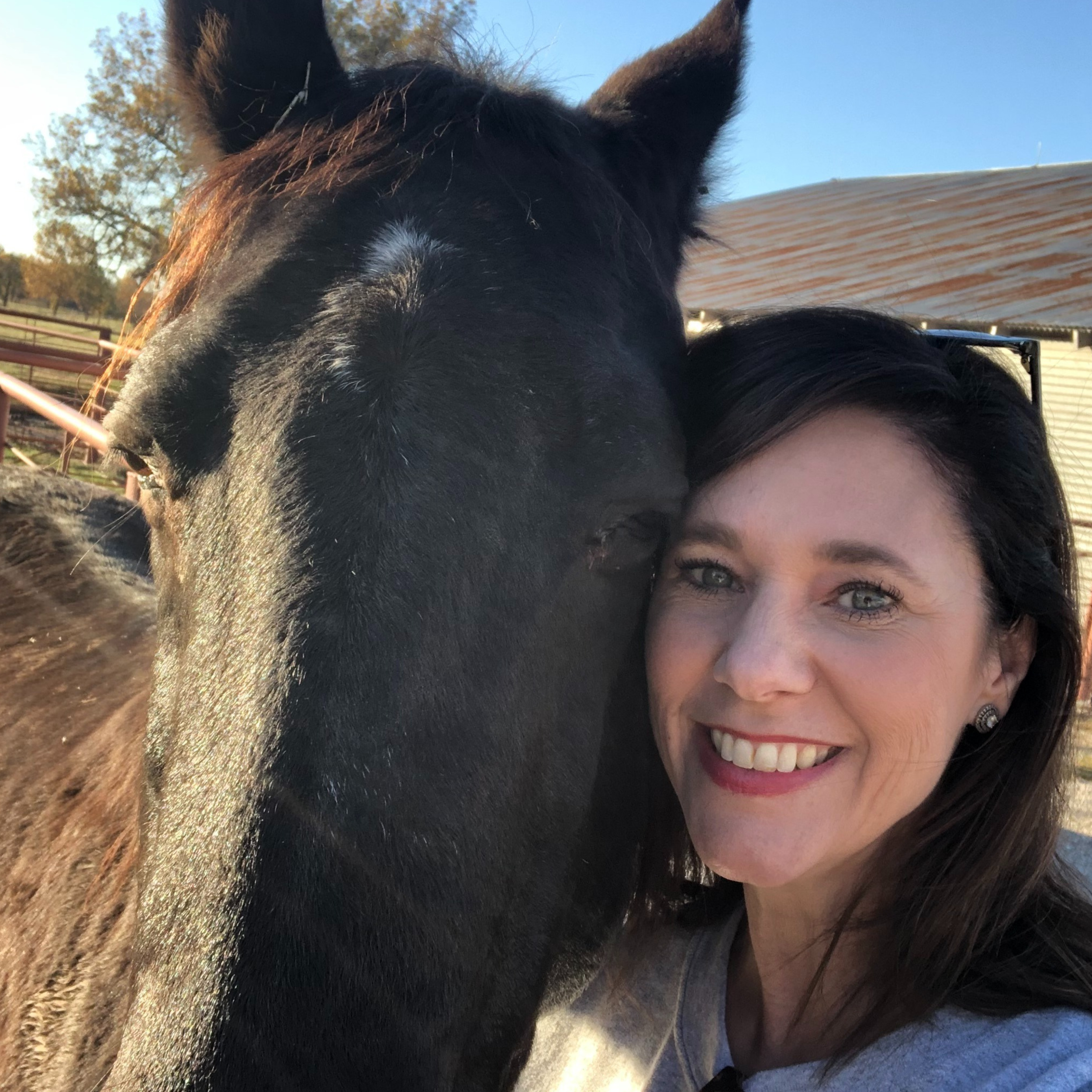 671: The Power of Calm: Staying Grounded in Pet Care and Life with Jenn Wegener