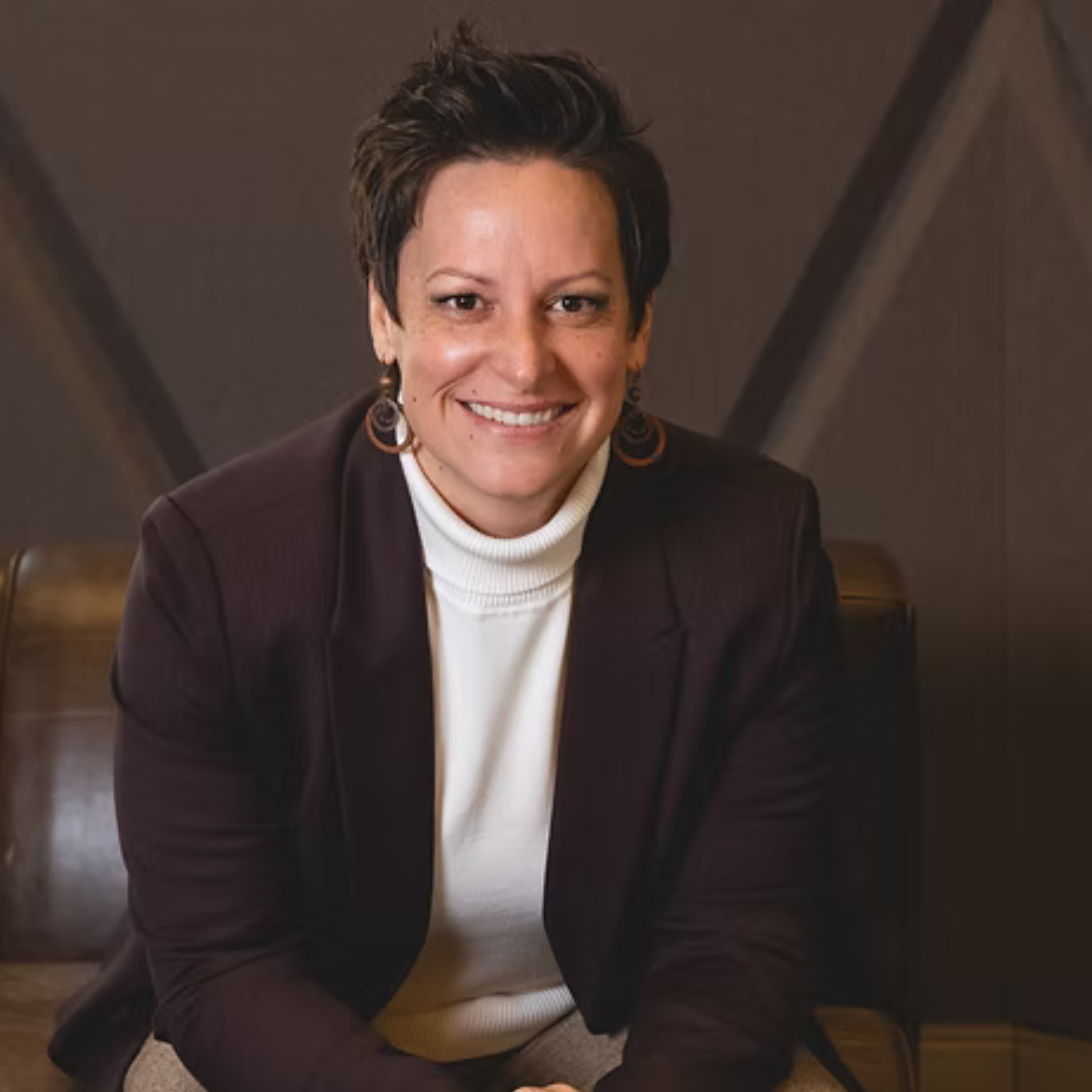 719: Hard Conversations Build Better Businesses with Whitney Guison