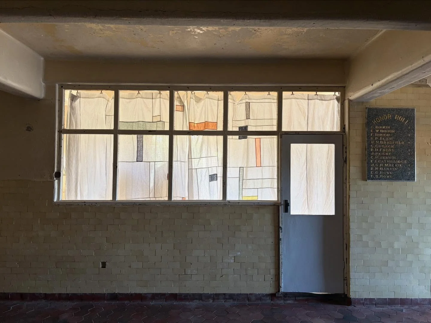 Great work on the curtains @hello_kmac  @mcallister.workroom 👏🏼