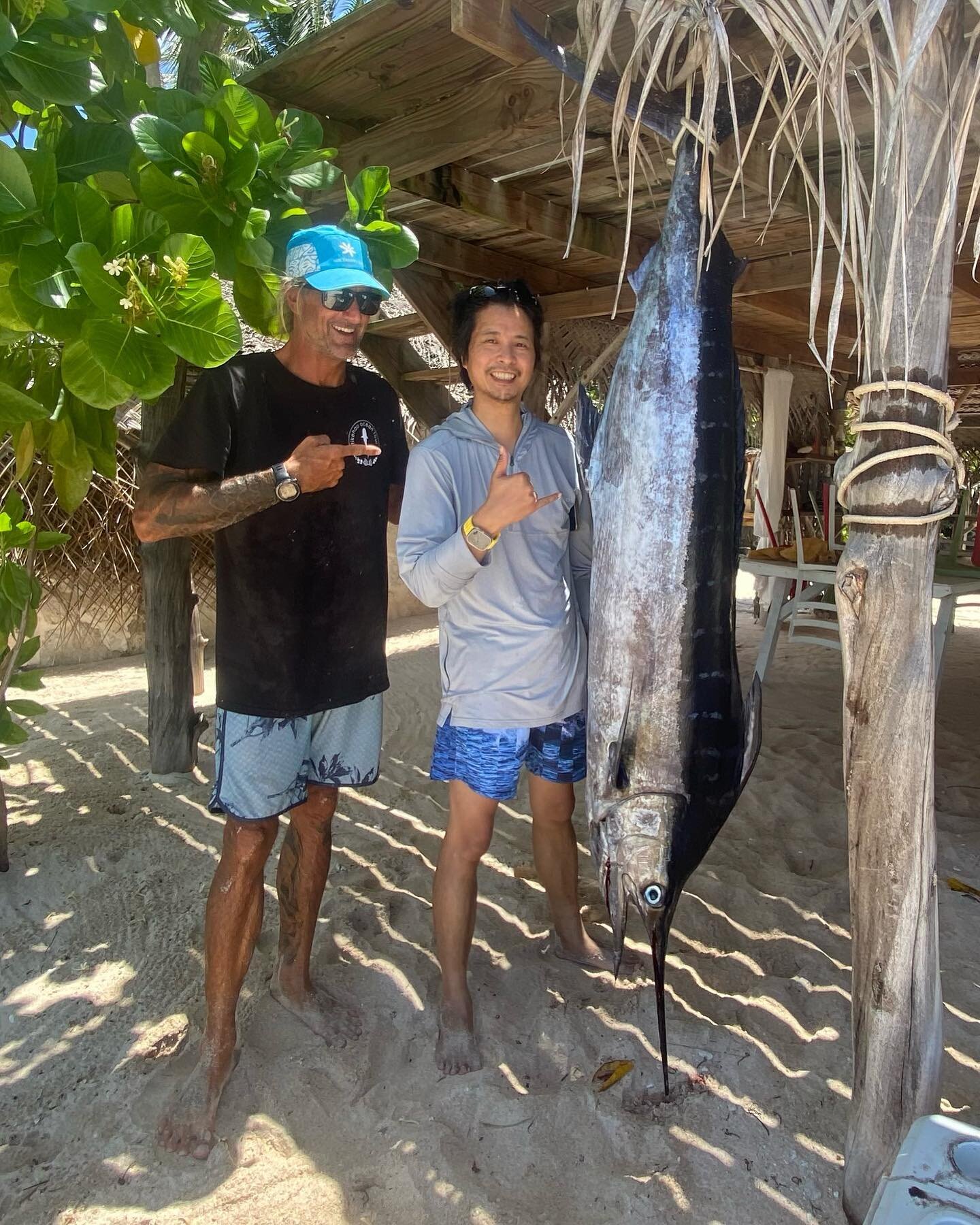 Patrick catch his first marlin 🐟🎣🐠🐡 good job, see you next for a bigger one 
.
#fishing #tikehau #tahiti #moorea #travelphotography #traveldestination