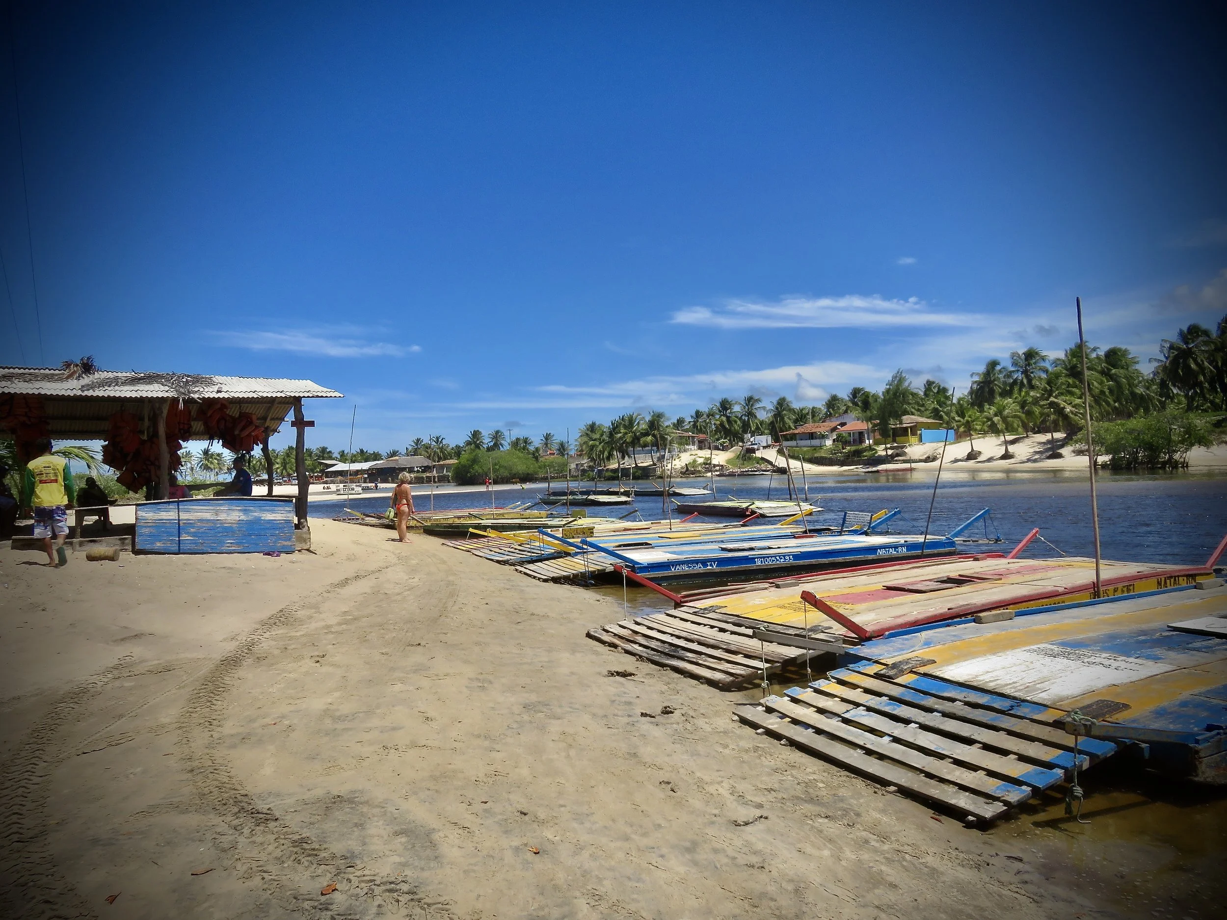 Fergene venter på tidevannet.