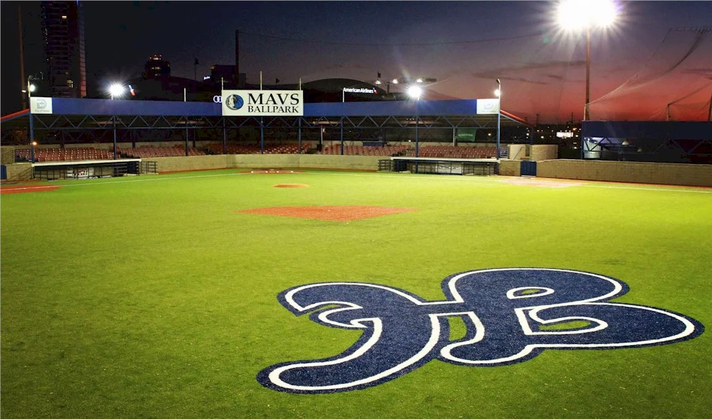 mavs field at night.jpg
