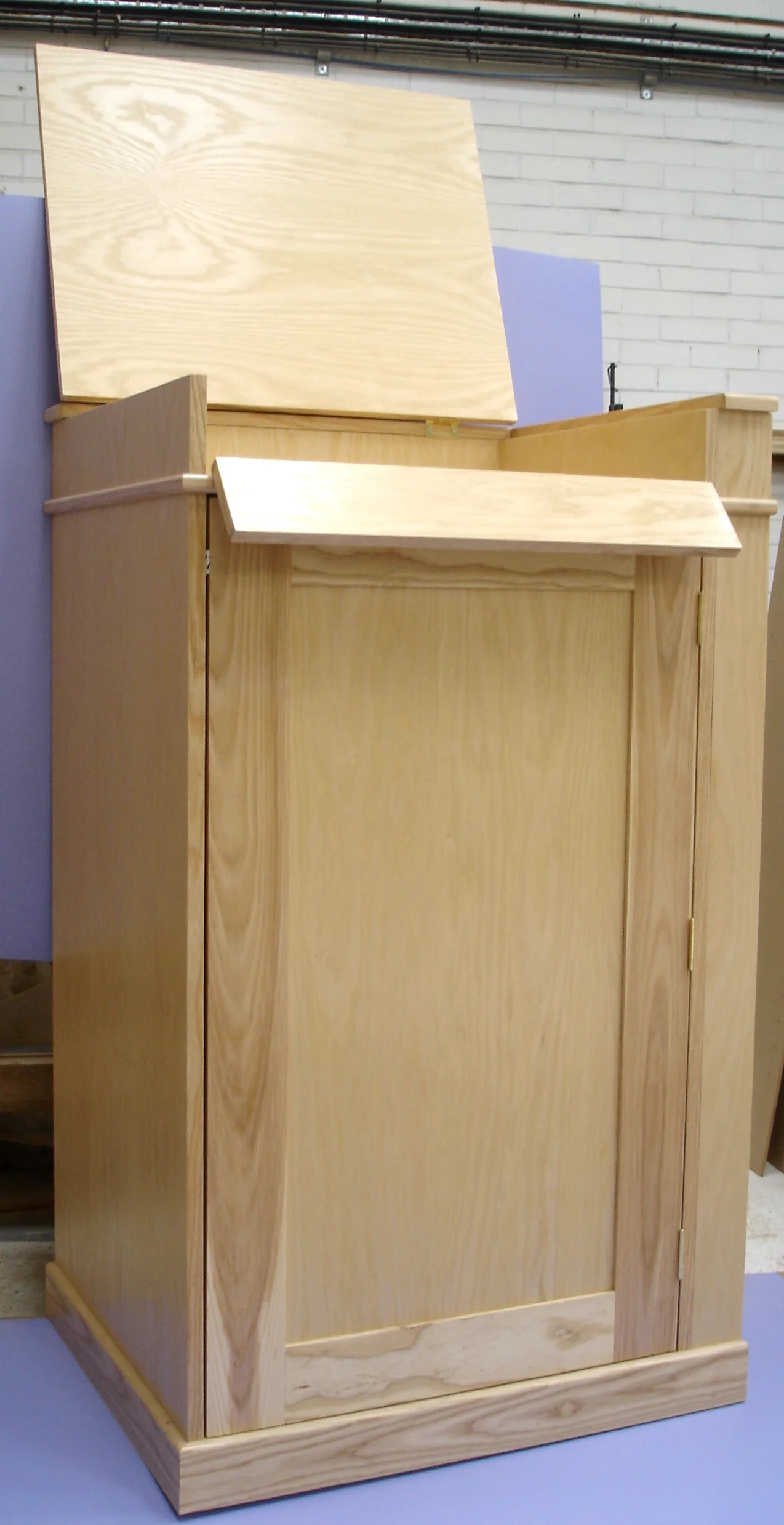 RB Doors & Joinery Ltd