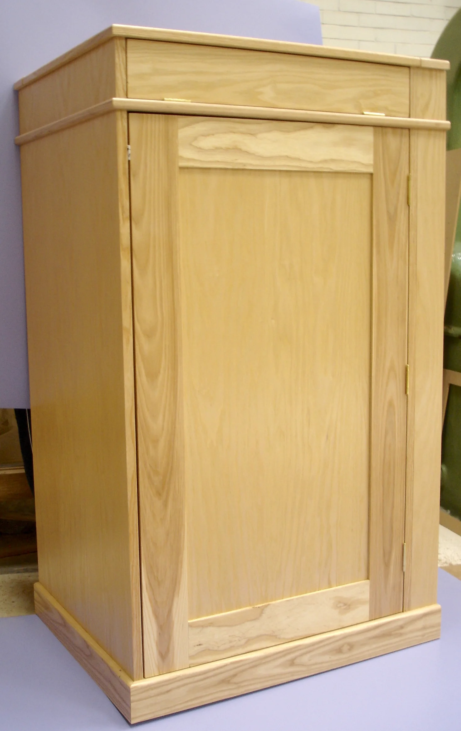 RB Doors & Joinery Ltd