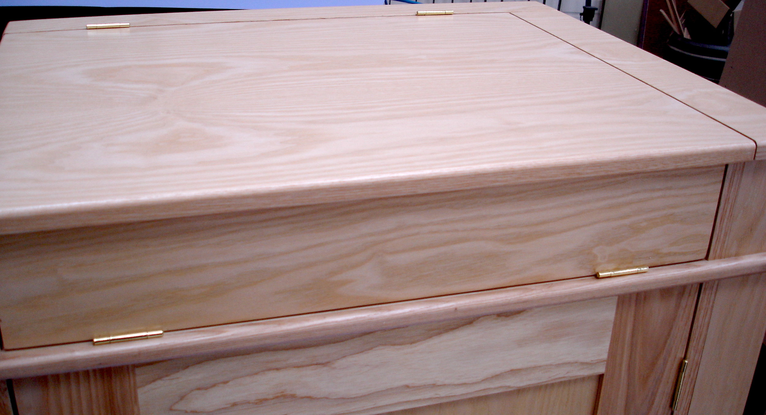 RB Doors & Joinery Ltd