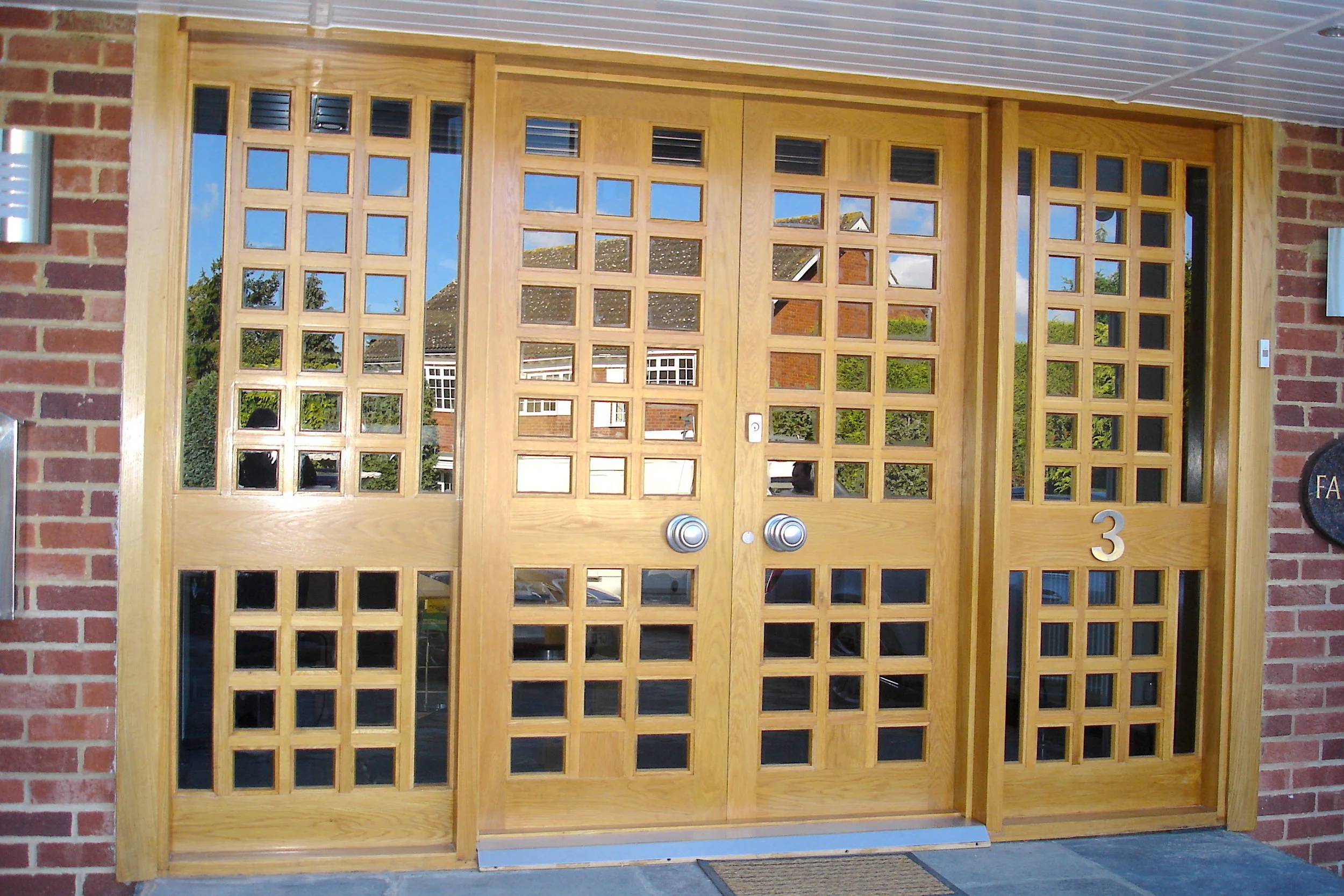 RB Doors & Joinery Ltd