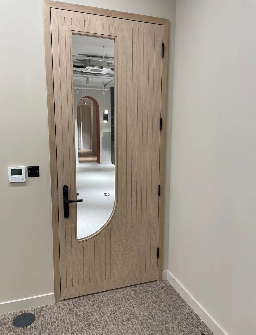 Oak grooved curved vision 3.jpg