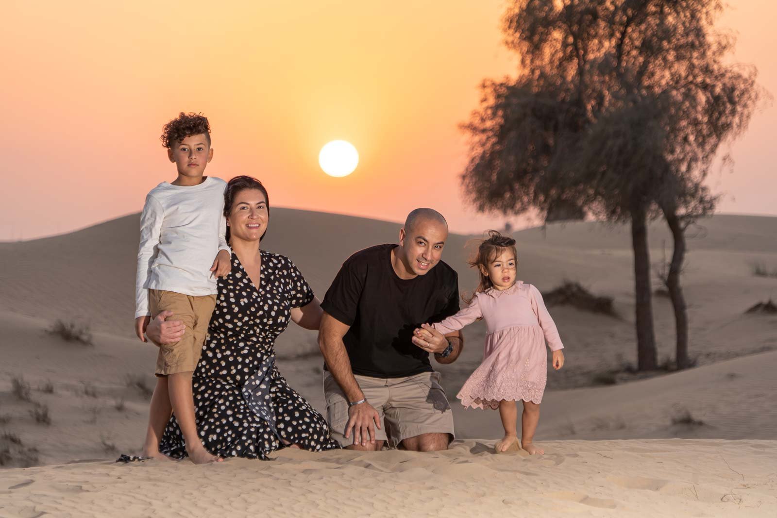 Desert_Family_Photo_Shoot.jpg