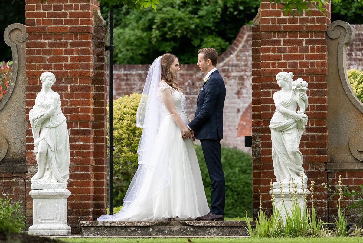 Royal_Berkshire_Bride_Groom.jpg