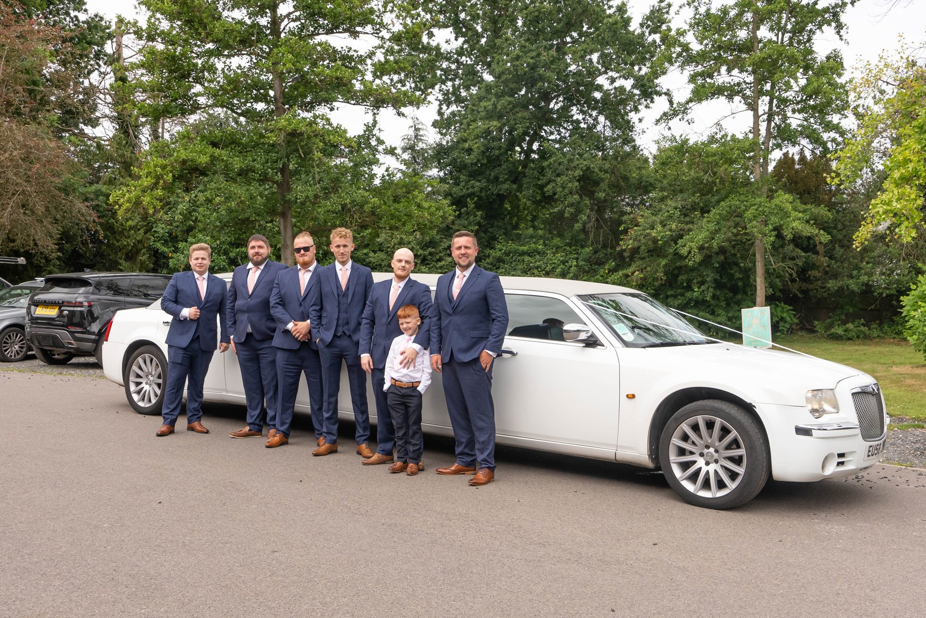 groom_groomsmen_car.jpg