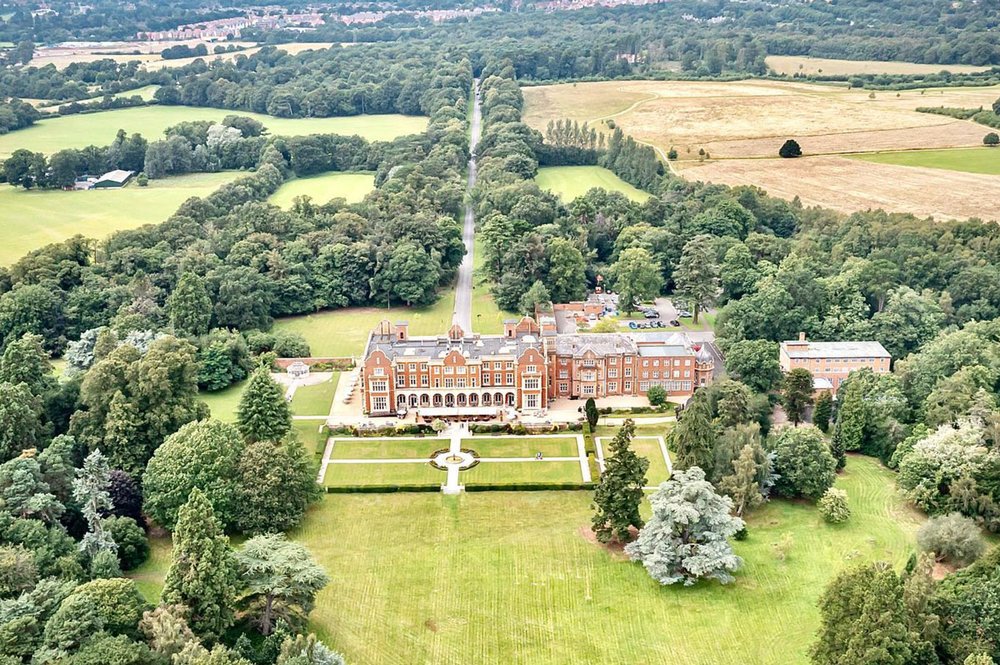 Easthampstead_Park_aerial.jpg