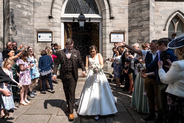 wedding_confetti_church.jpg