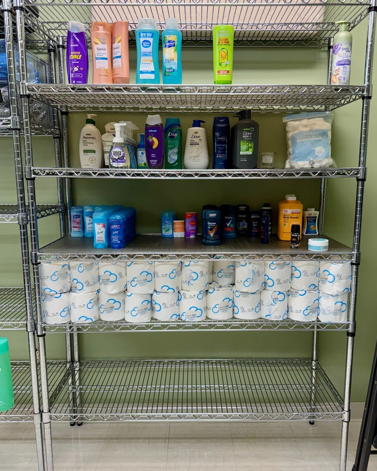 THANK YOU so much to everyone who has donated much-needed items to Tapestry Farms over the past couple of months. It has been such a joy to see families shop our free pantry and happily head home with items they need!

We are no longer accepting clot