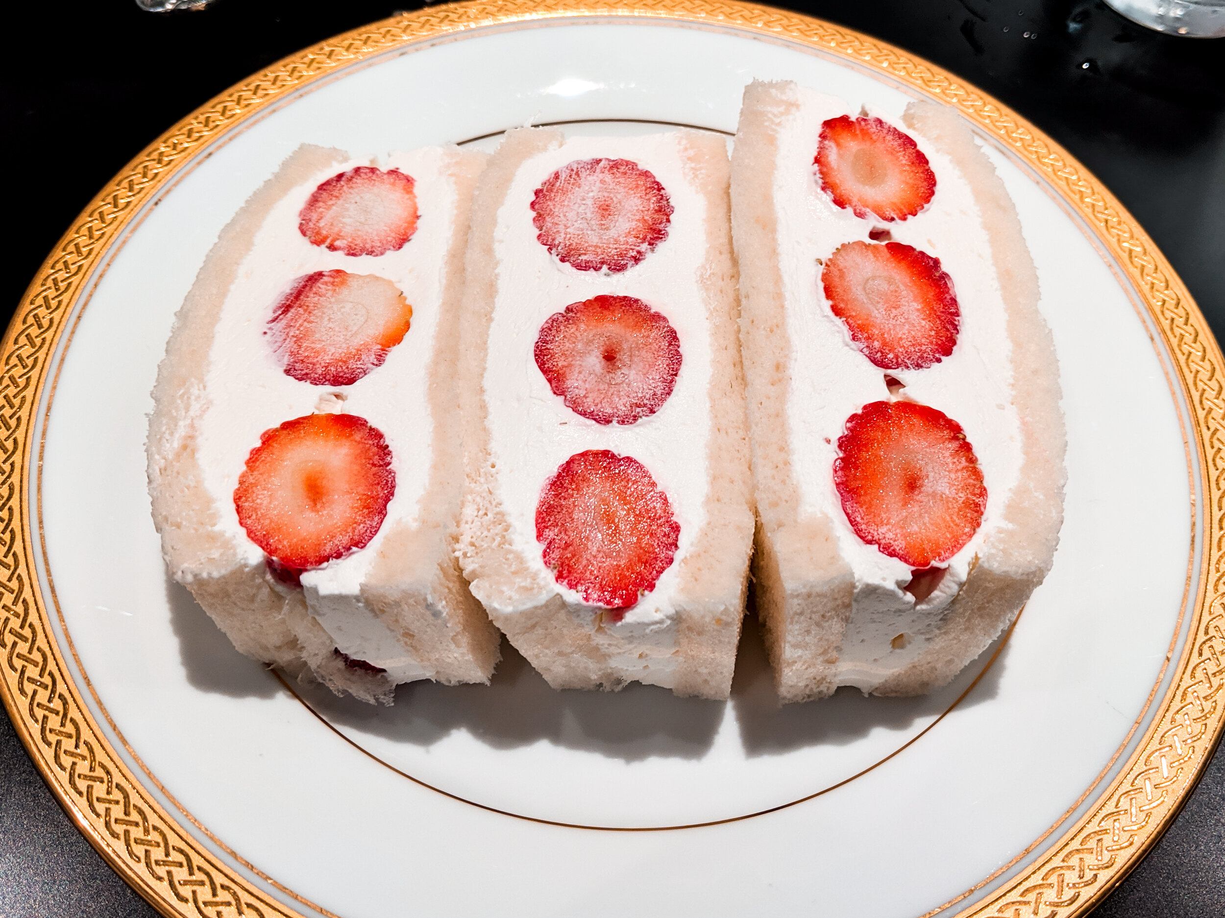 TOKYO FOOD TOURS   LEARN ABOUT THE FRUITS SANDWICH — Hello Tokyo ...