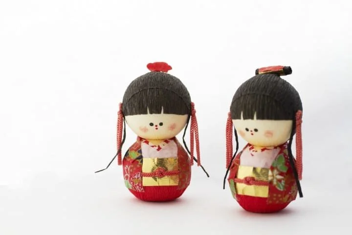 japan-souvenirs-okiagari-koboshi-dolls.jpeg