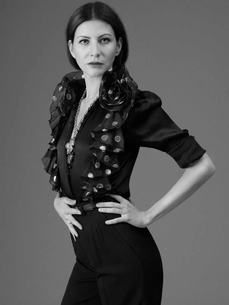 DEAN-MAYO-DAVIES-SUSANNE-DEEKEN-BY-PAUL-WETHERALL-768x1024.jpg