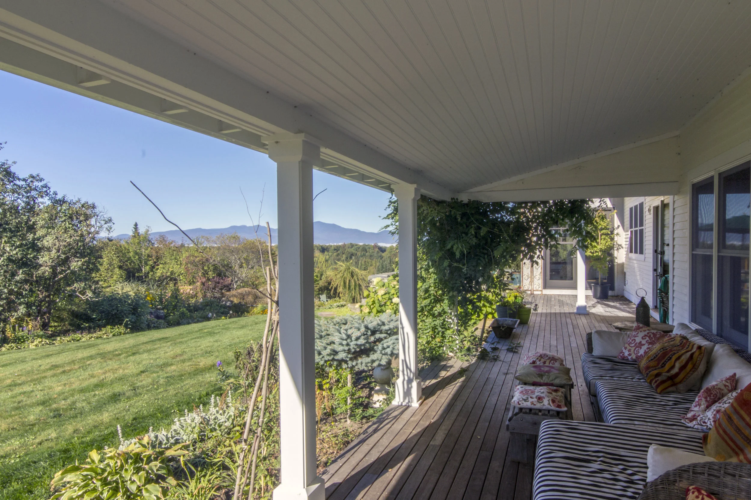 IMG_0814 2013-09-19 Allister Back Porch.jpg