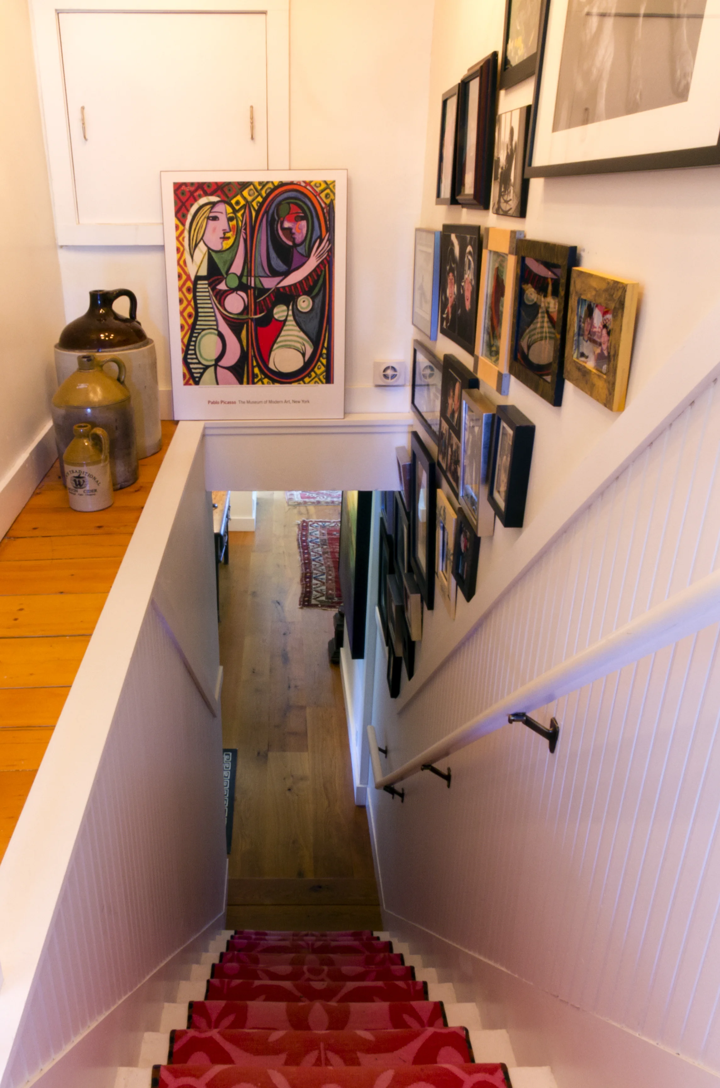 IMG_0994 2013-09-19 Allister 2nd Floor Down Stairs.jpg