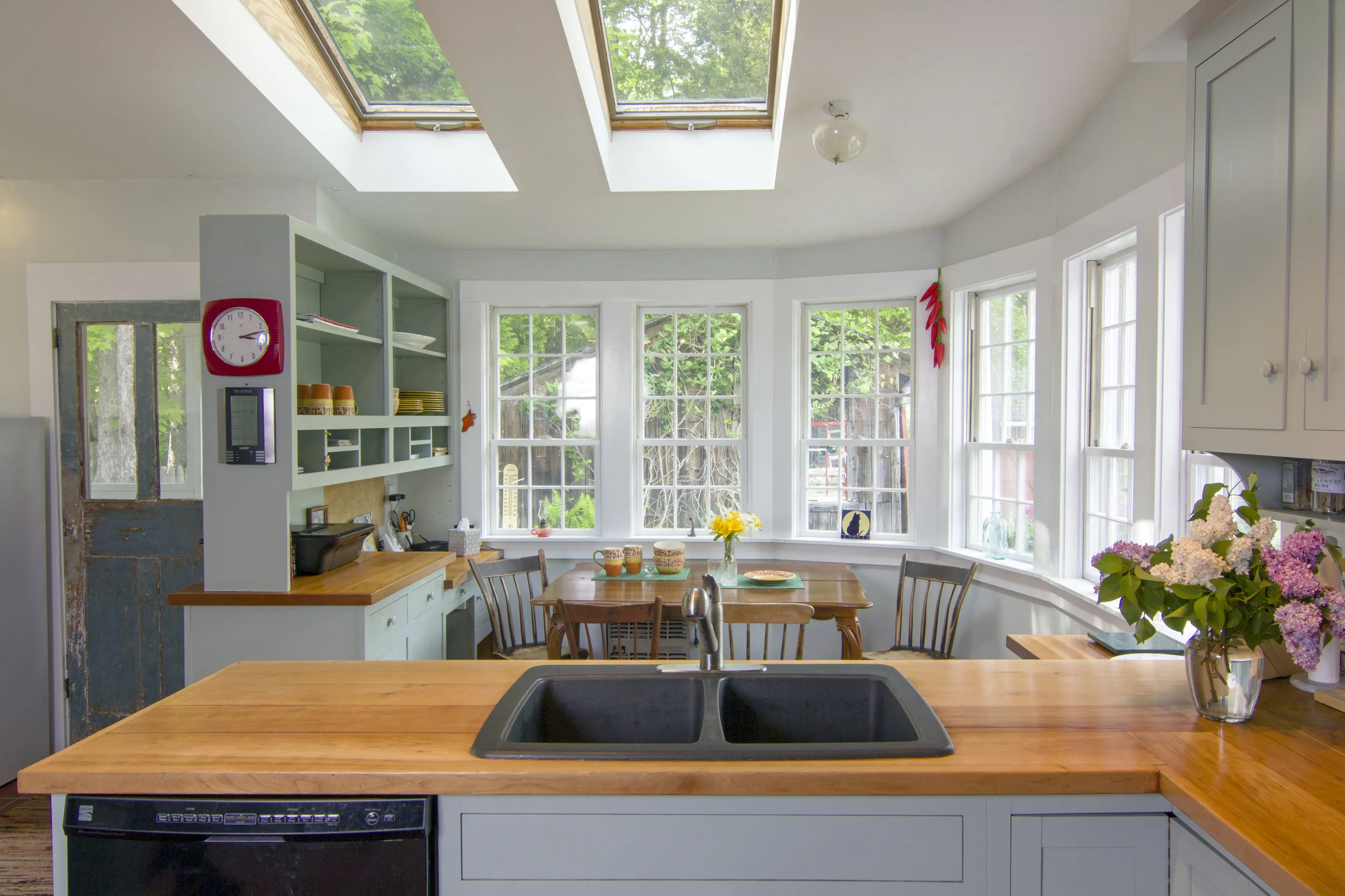 IMG_4574 Fifield Kitchen Out.jpg