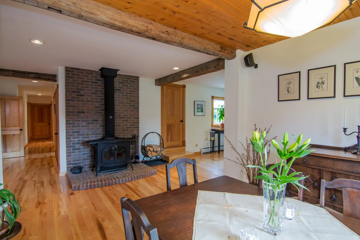15-IMG_2335 2015-08-31 Misiaszek Dining Room Out R.jpg
