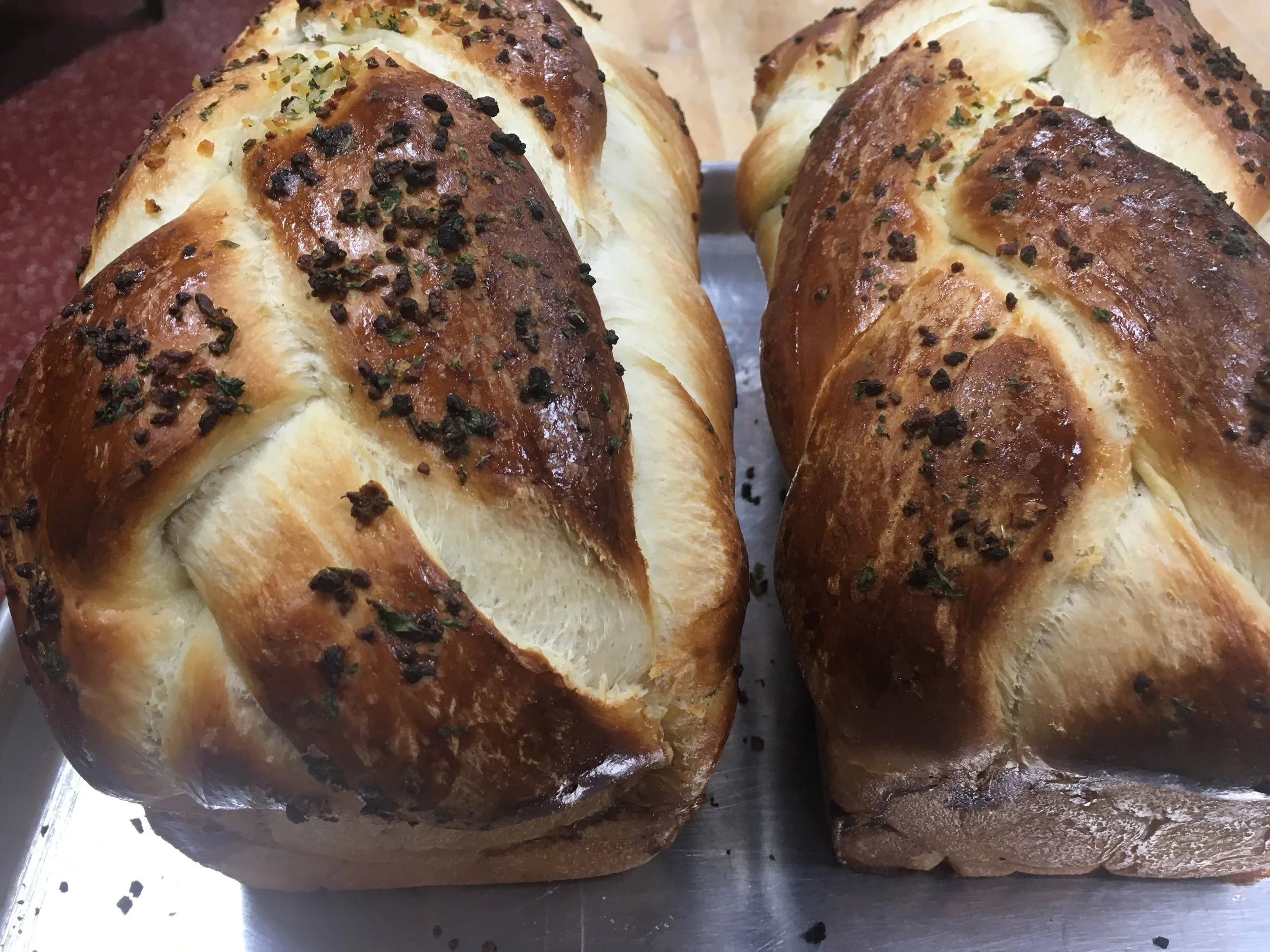 Garlic Challah.jpeg