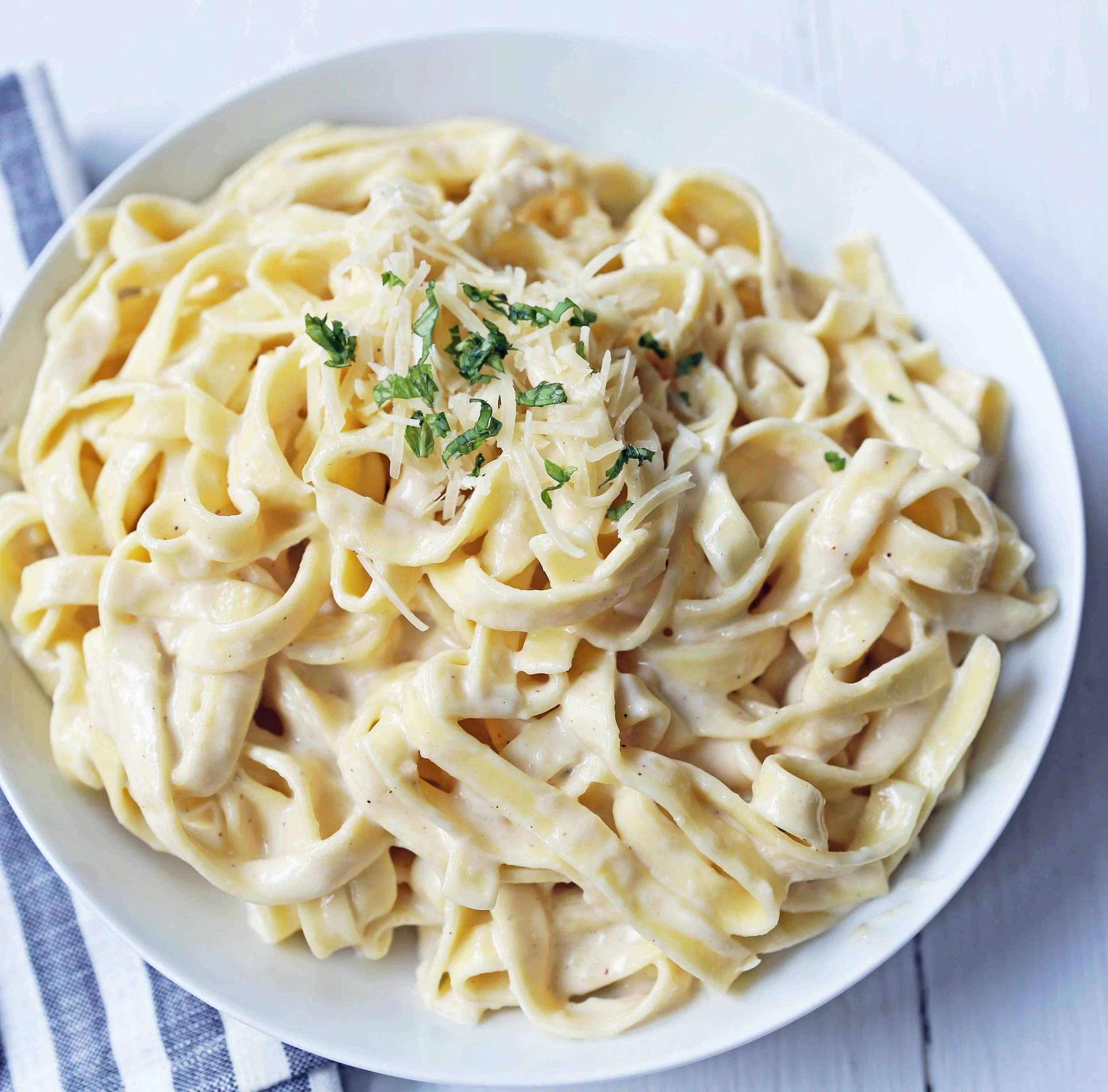 fettuccine alfredo.jpg