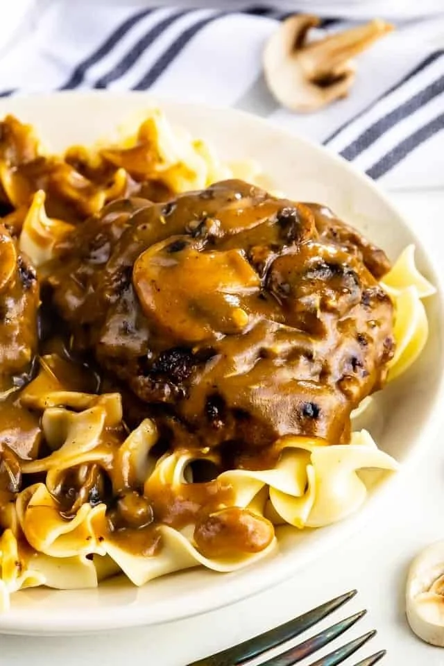 Salisbury Steak with Garlic Noodles.jpg