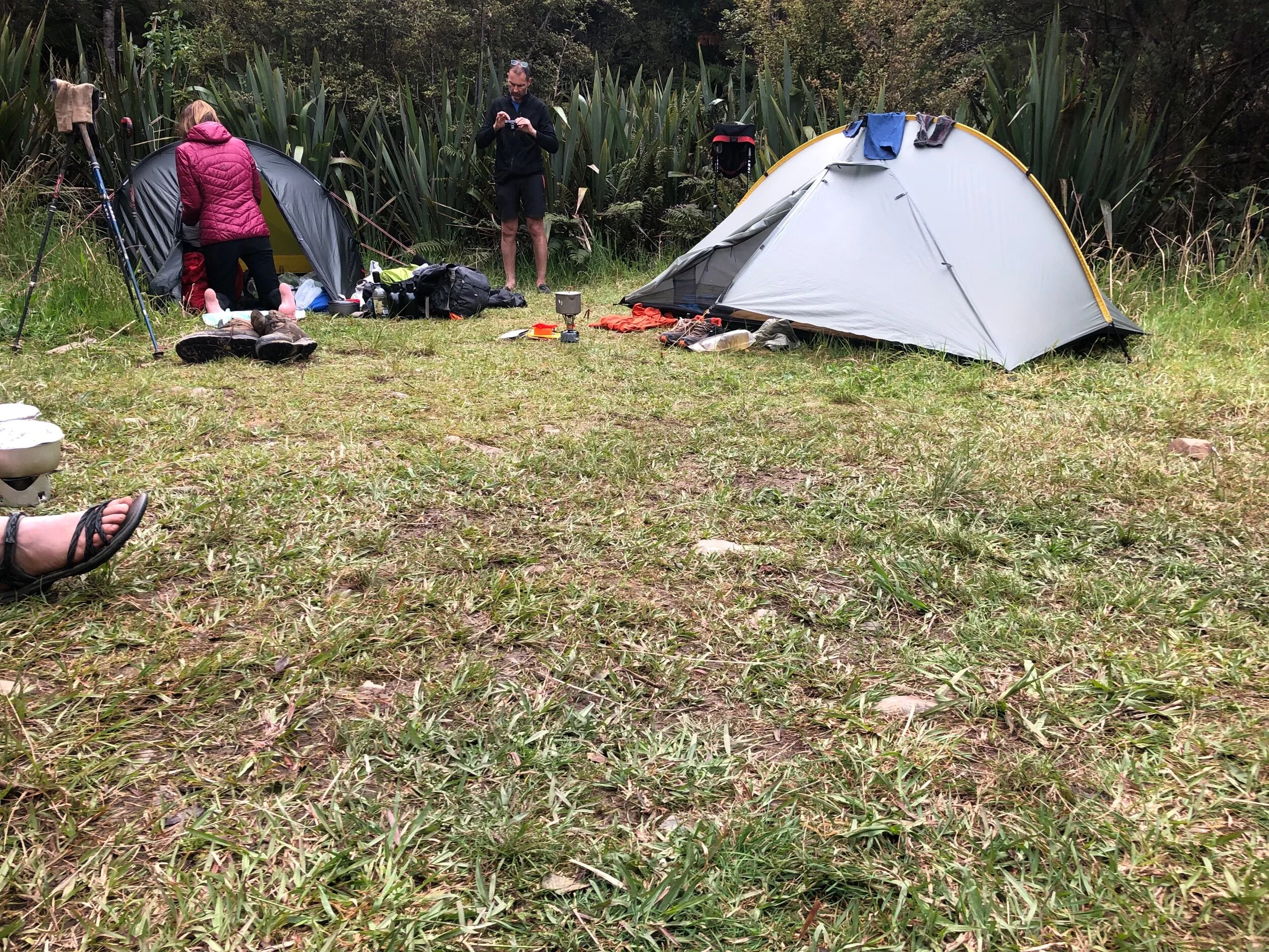 Crowded campsite at Apple Dam