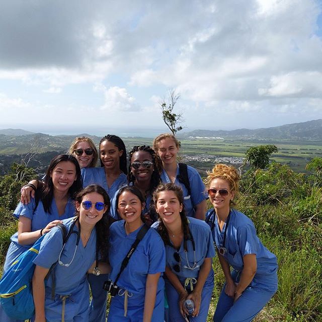 Throw back to helping out the Puerto Rico community on last year&rsquo;s spring break trip, all while enjoying some great views!