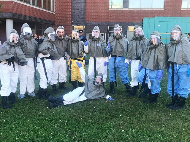 Last week, students in the TEAC elective learned how to properly suit up in a Hazmat suit. Special thanks to Dr. Sammon and our elective coordinators!