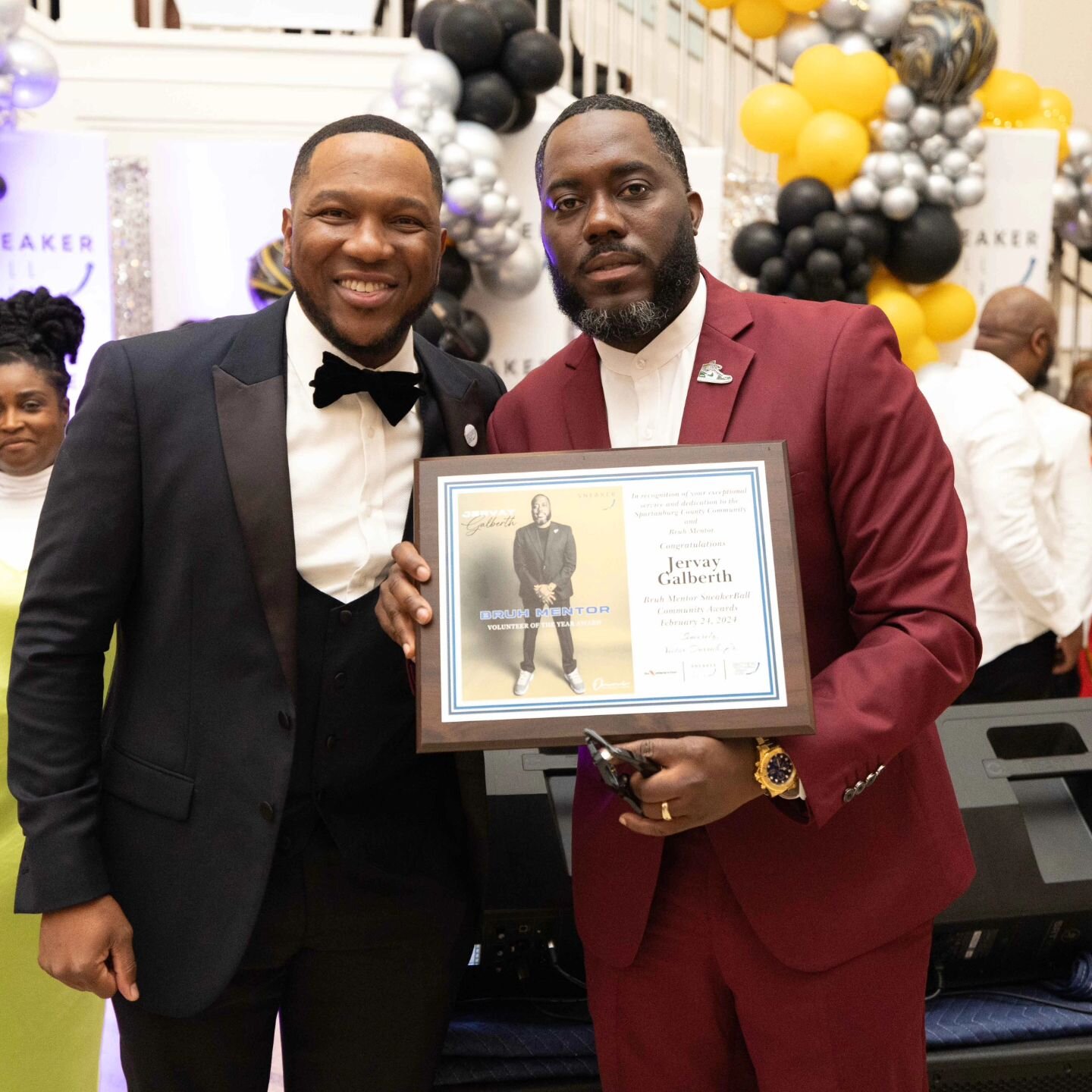 Yesterday, I had the privilege of being honored at the @bruhmentor Sneaker Ball Gala for the volunteer of the year award for the kicks and support we provide to the kids connected to their program.

#philanthropy #charity #nonprofitorganization #from