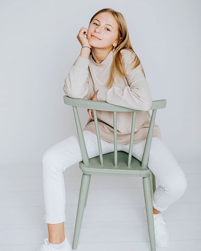 So nat&uuml;rlich. So sympathisch. So h&uuml;bsch sind die Teenies von heute.

#franzundfranzi #schulfotografie #gymnasium #schulkind #schulfotograf #nat&uuml;rlich #natural #beauty #beige #portraitfotografie #portraitshooting #portraitoftheday