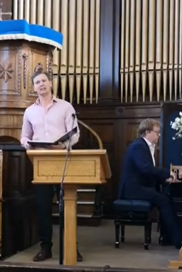 Sunday Service (live) for 25th April 2021 with a reading from Pamela Topping and hymns sung by Owen Lucas