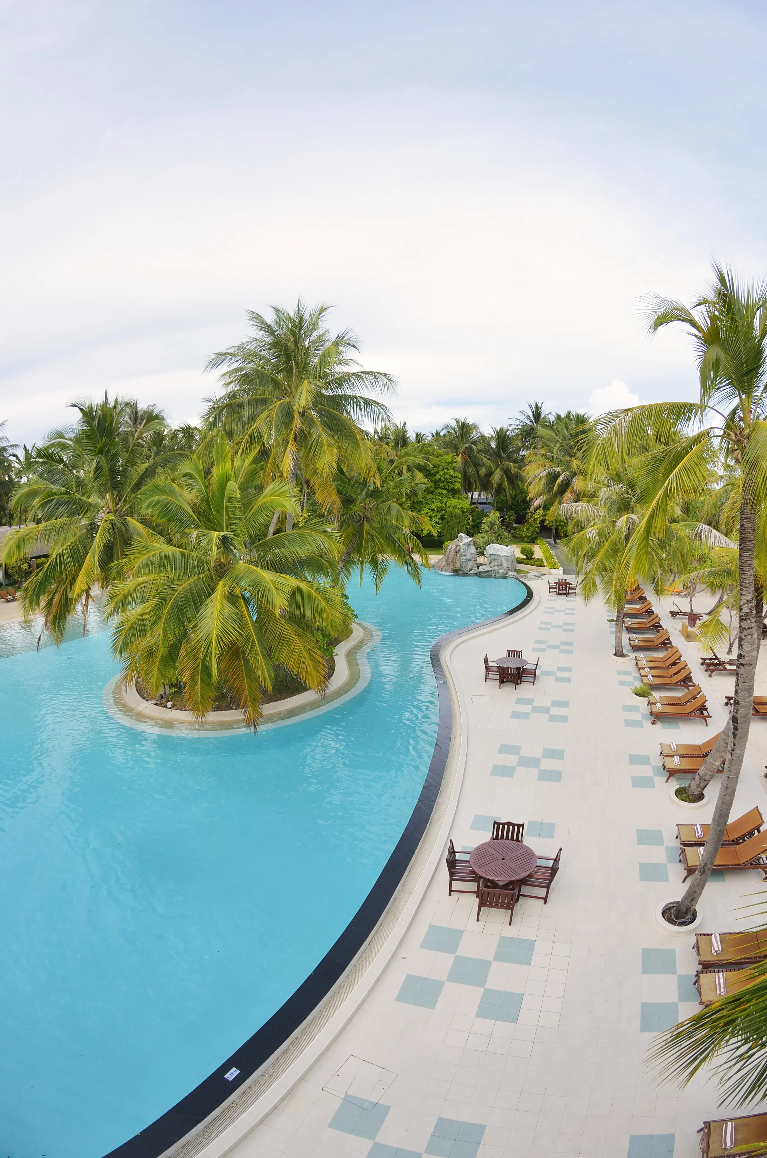 Sun_Island_Swimming Pool 02.jpg
