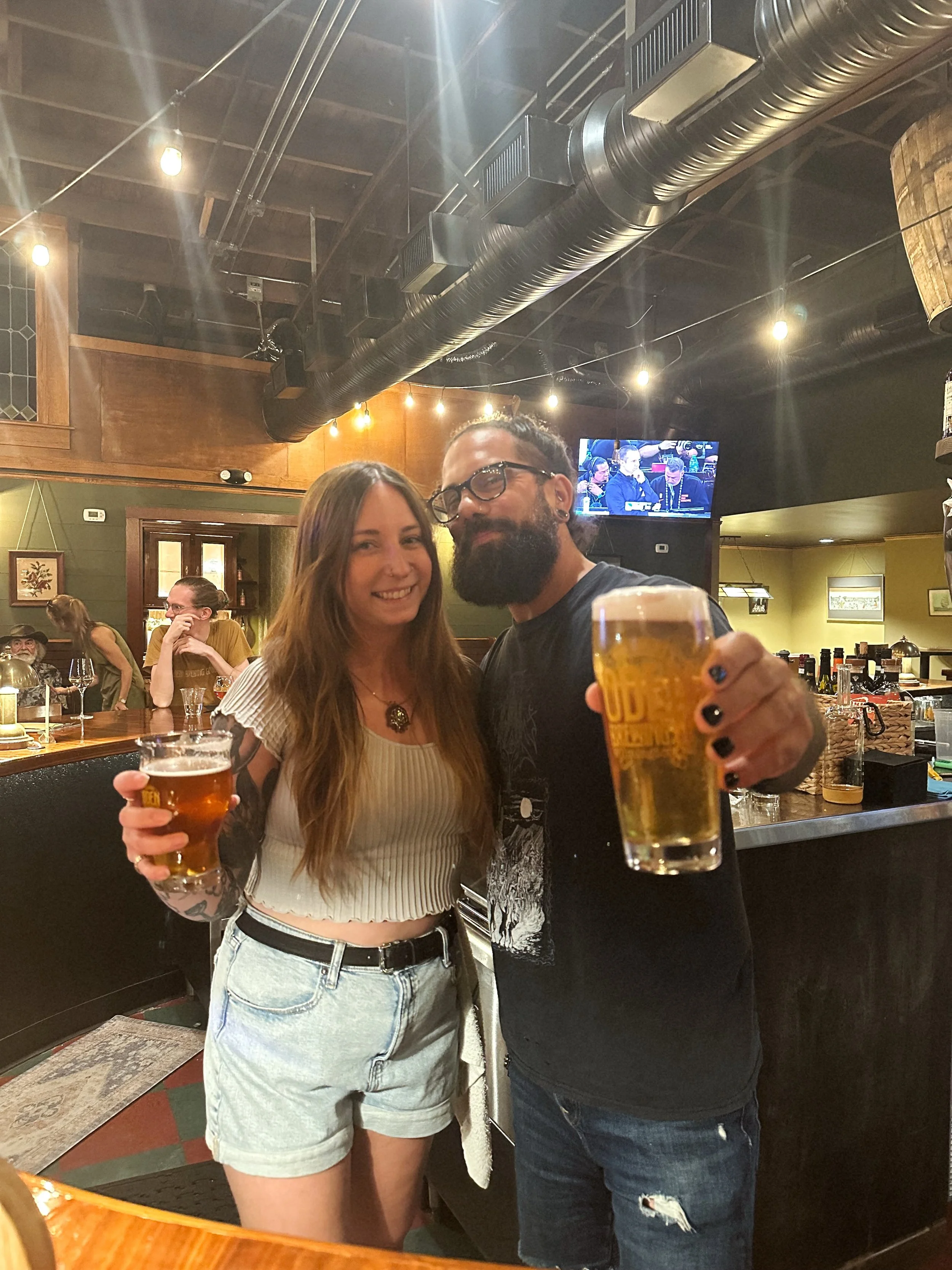 You never know who&rsquo;s going to turn up at Thursday Night Open Jam! 

Bring your instrument, your voice or just enjoy the music, 8-11pm hosted by @thebiancashaw