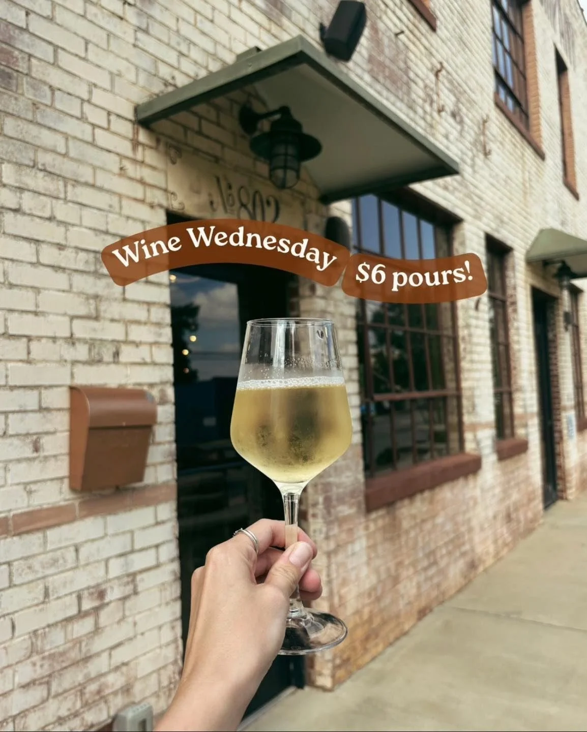 Looking like a lovely Wine Wednesday✨

$6 wine pours all day, and we&rsquo;re here until 11pm! 
Come sip, hang, and enjoy some live jazz with @_tyler.monroe_ &amp; friends from 7&ndash;10:30 🎶🍷

Food Truck: Send It Sammies 5-9 @senditsammies