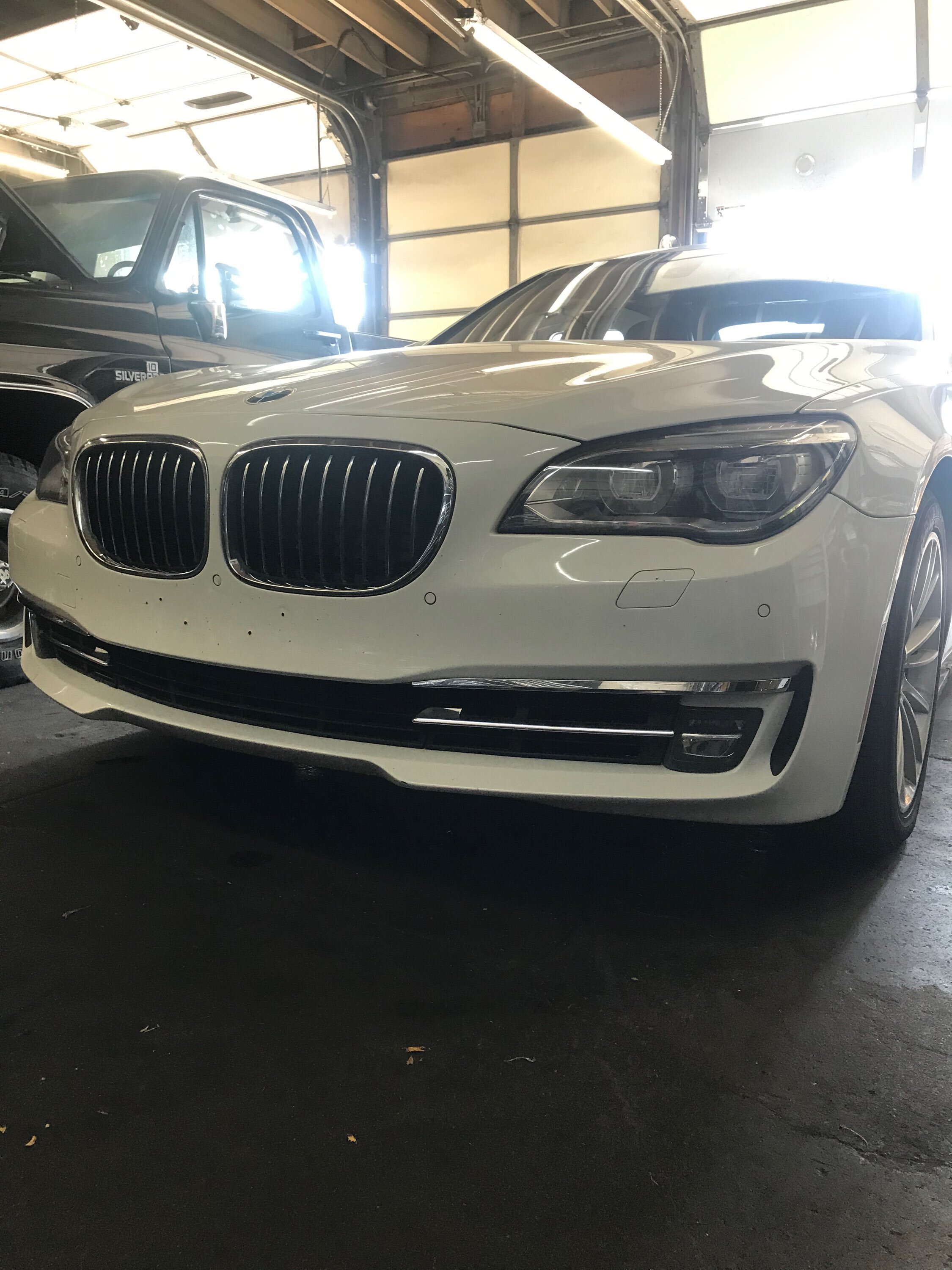 BMW 750I Repair