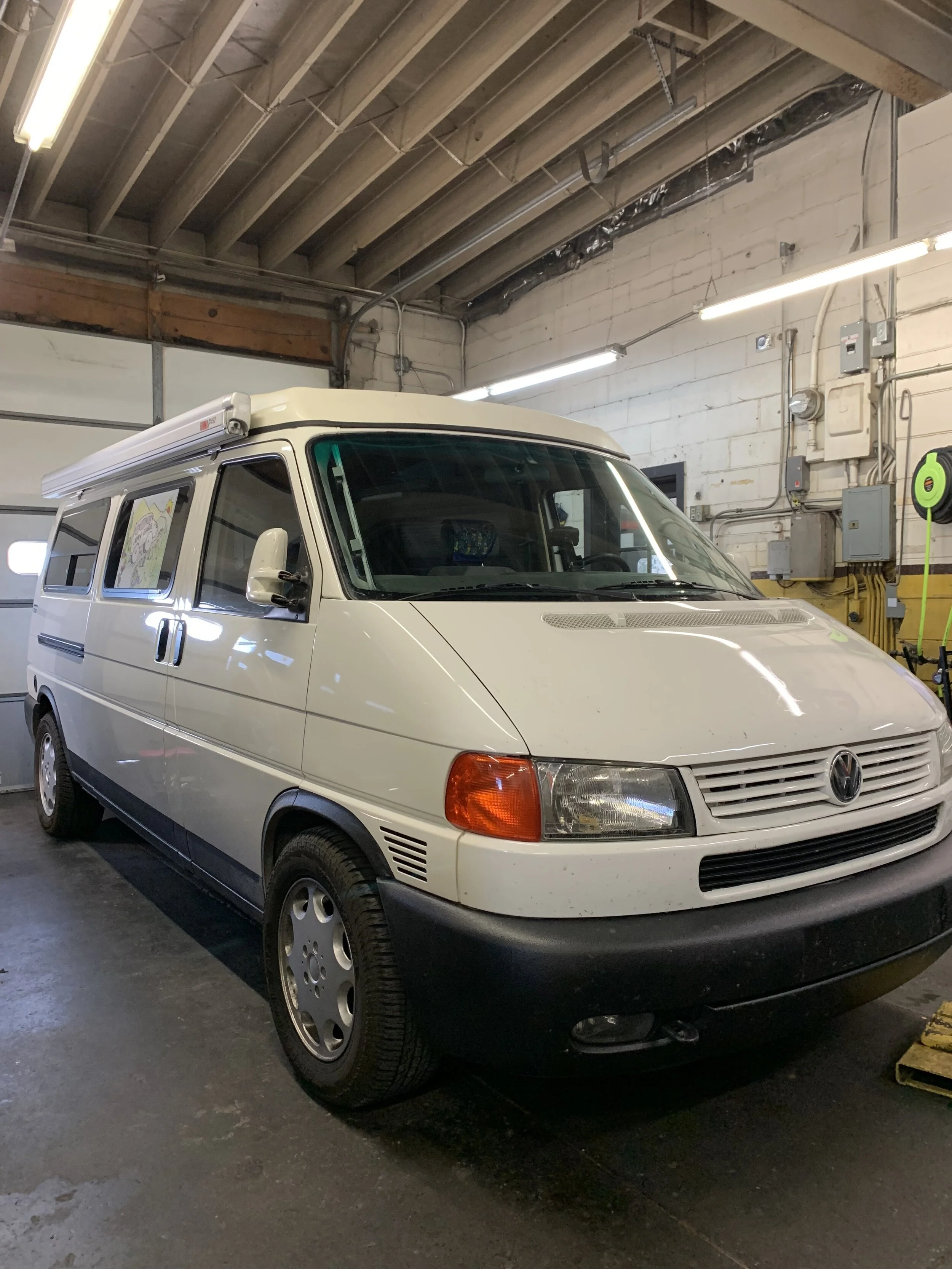 vw eurovan.jpg
