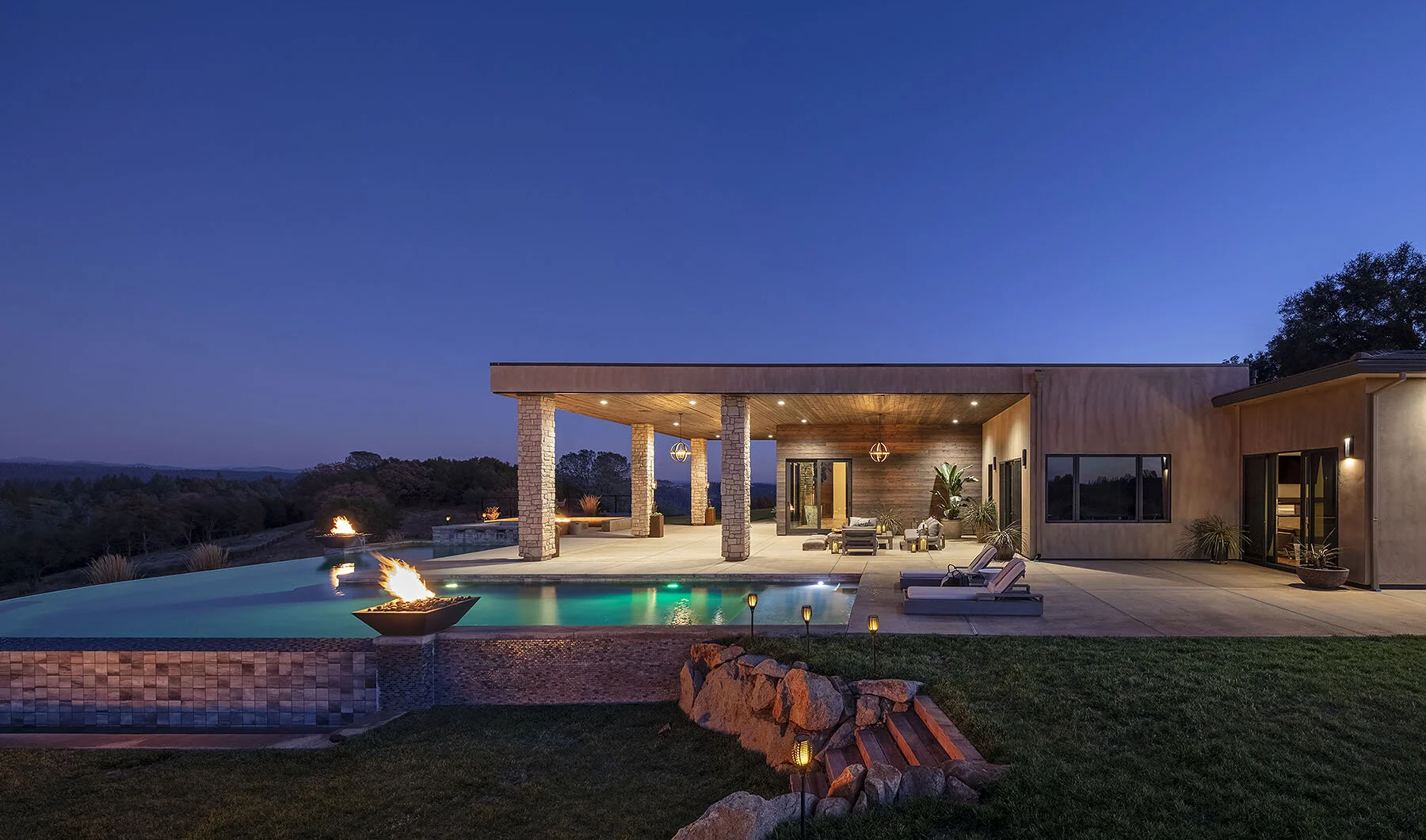 Amenities — Black Oak Mountain Vineyards