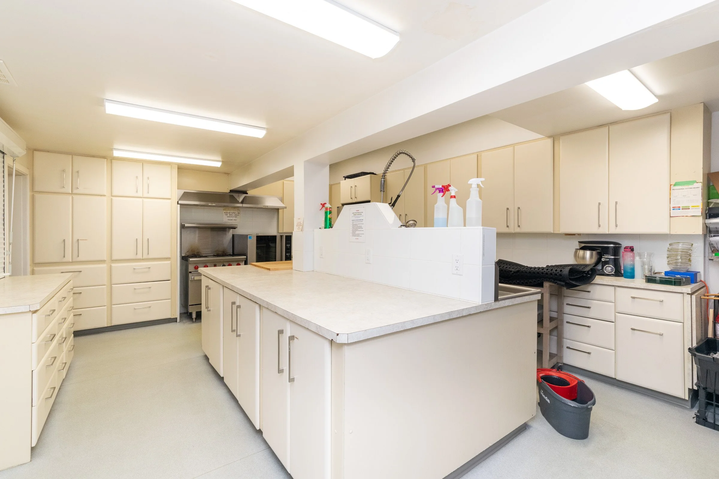 First United Church-28 Kitchen 1.jpg