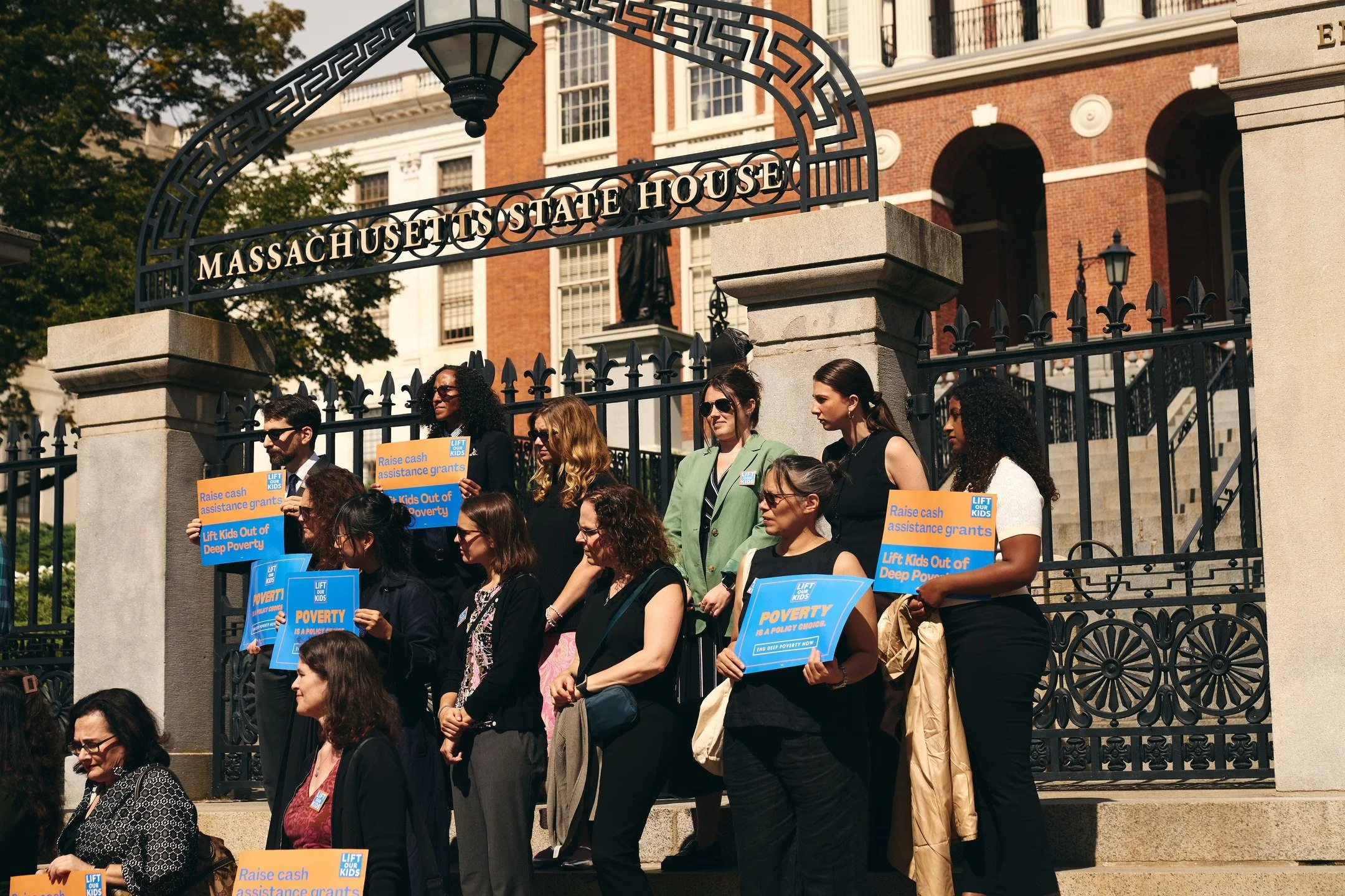 Lift Our Kids is a coalition of 160+ organizations fighting to raise cash assistance grants and end Deep Poverty in MA. To learn more visit our website (link in bio). #LiftOurKidsMA #EndDeepPovertyNow #mapoli

Photo credit: @francoisvisuals. Thank yo