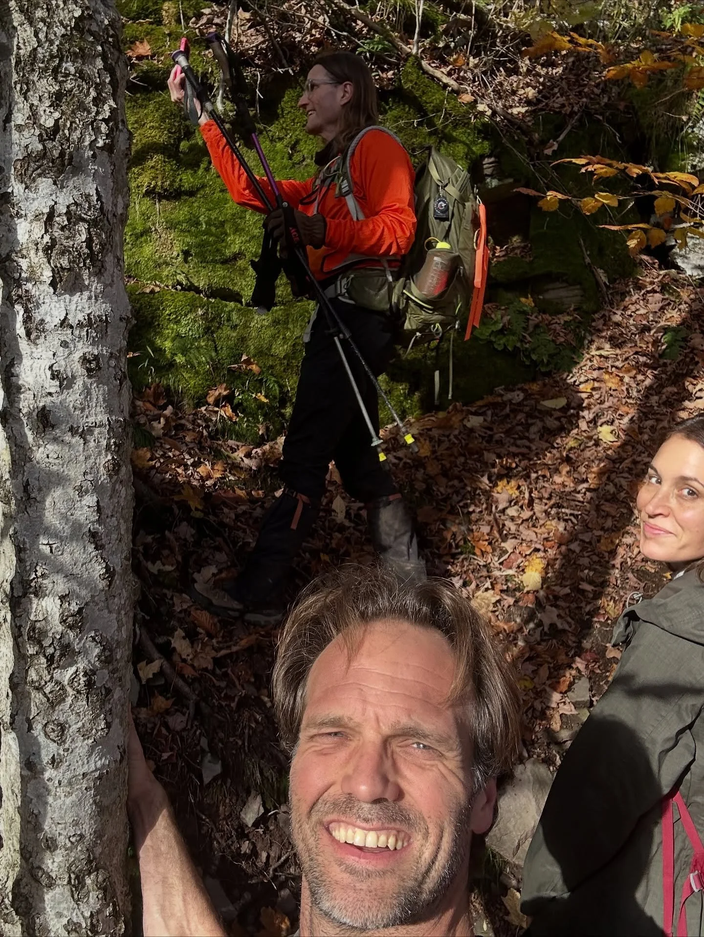 New experiences, amazing new friends, a gorgeous fall day hike, and feeling completely rejuvenated by the adventure. 

Thanks @cosmo.mel @kmacoutsideeveryday @fredgillenjr 

#fallhike #catskillsny #westkillbrewing #barefoothiking