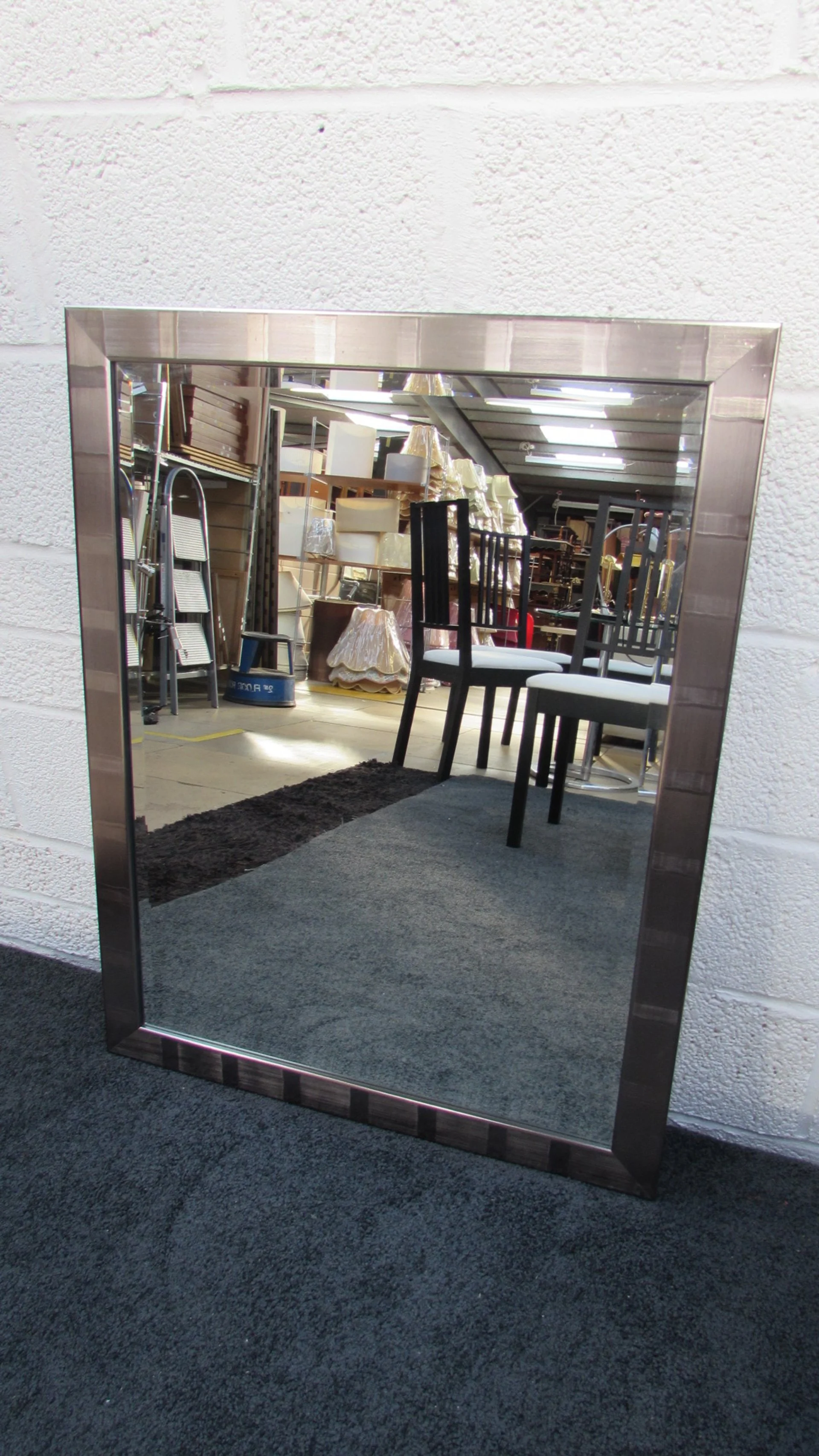 Silvered bevelled mirrors (MIR159) 45 x available