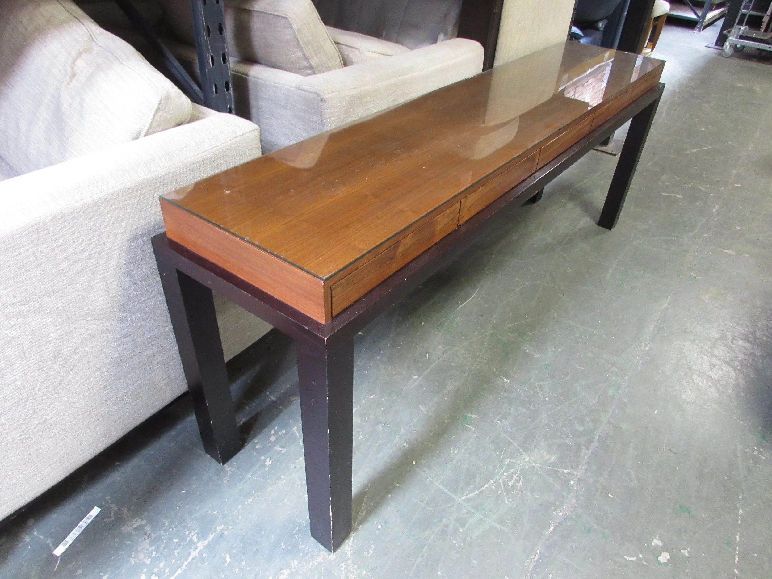 Console/Magazine Rack — SER Furniture