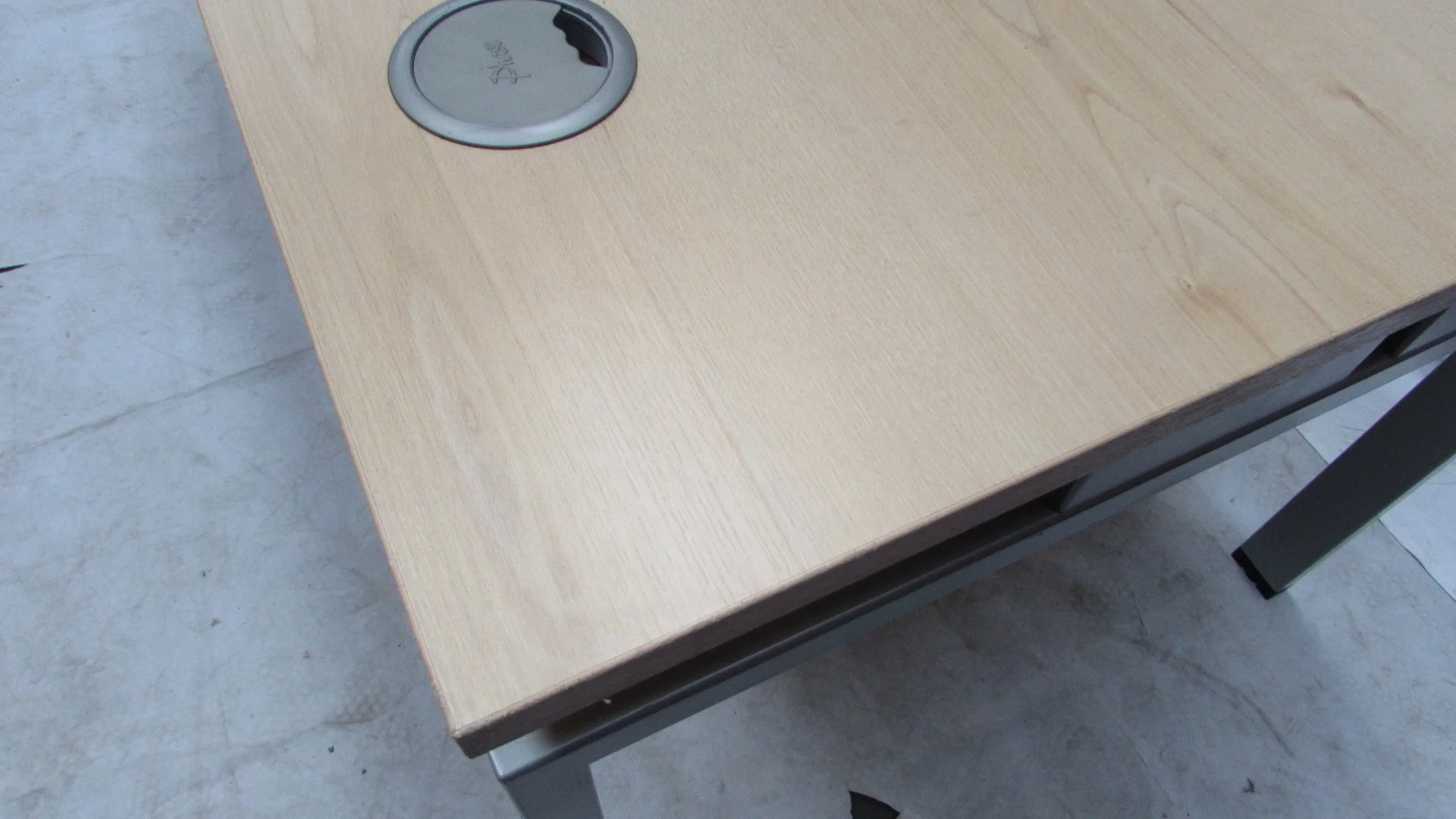 Office Corner Desks — SER Furniture