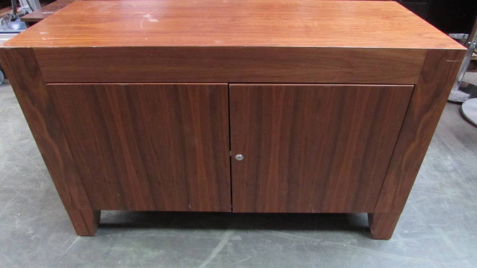 Light Wood Mini Bar Cabinet — SER Furniture
